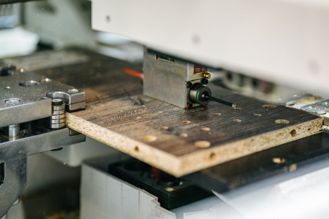 Сверлильно-присадочный центр с ЧПУ Nanxing NСB612DL