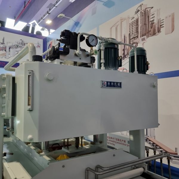 Линия прессования на базе проходного гидравлического горячего пресса Shanxi Quilin Machinery BY624х14/20