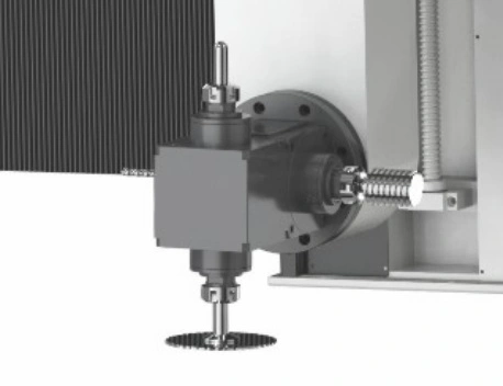 Пятиосевой обрабатывающий центр с ЧПУ JUNRAN JR-5012-T2