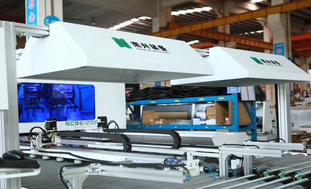 Сверлильно-присадочный центр с ЧПУ Nanxing NСB612DPL