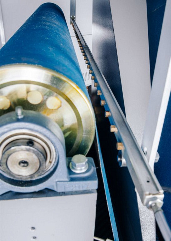 Калибровально-шлифовальный станок с нижним расположением узлов SUR-R 1300