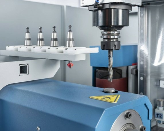 Пятиосевой токарный центр с ЧПУ NESTO 5 AXIS CNC WOOD LATHE MACHINE