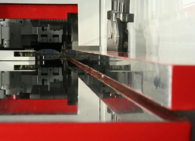 Четырехсторонний продольно-фрезерный станок 635