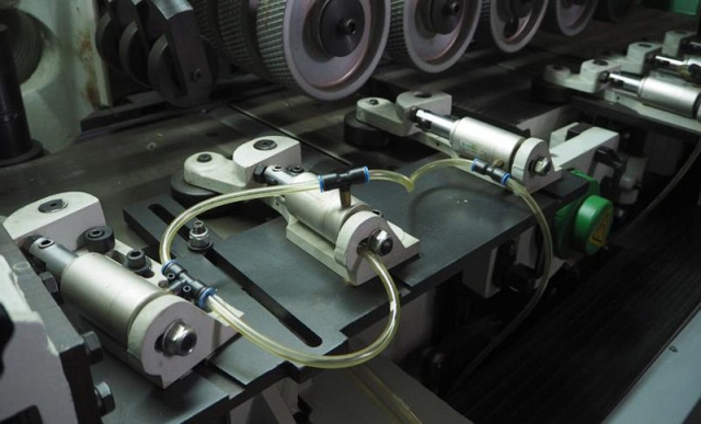 Четырехсторонний продольно-фрезерный станок 640 Heavy