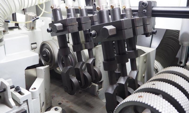 Четырехсторонний продольно-фрезерный станок 640 Heavy