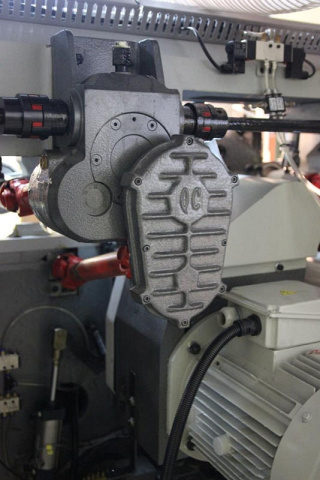 Четырехсторонний продольно-фрезерный станок QUADRO 623 High Speed