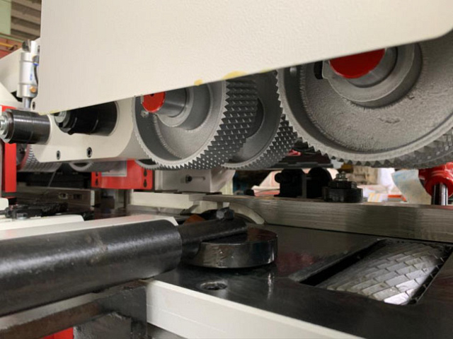 Четырехсторонний станок Quadro 521 SAW (11 кВт)