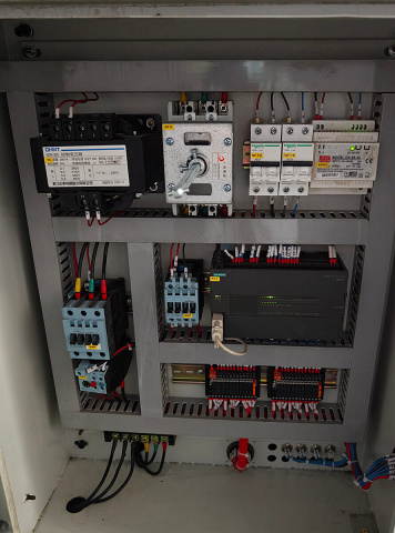 Вальцы четырехвалковые гидравлические IRONMAC. Серия 4R HSS