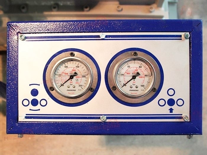 Мощные трехвалковые вальцы с гидроприжимом Bendmak CY3R-HHS 230-25/10.0