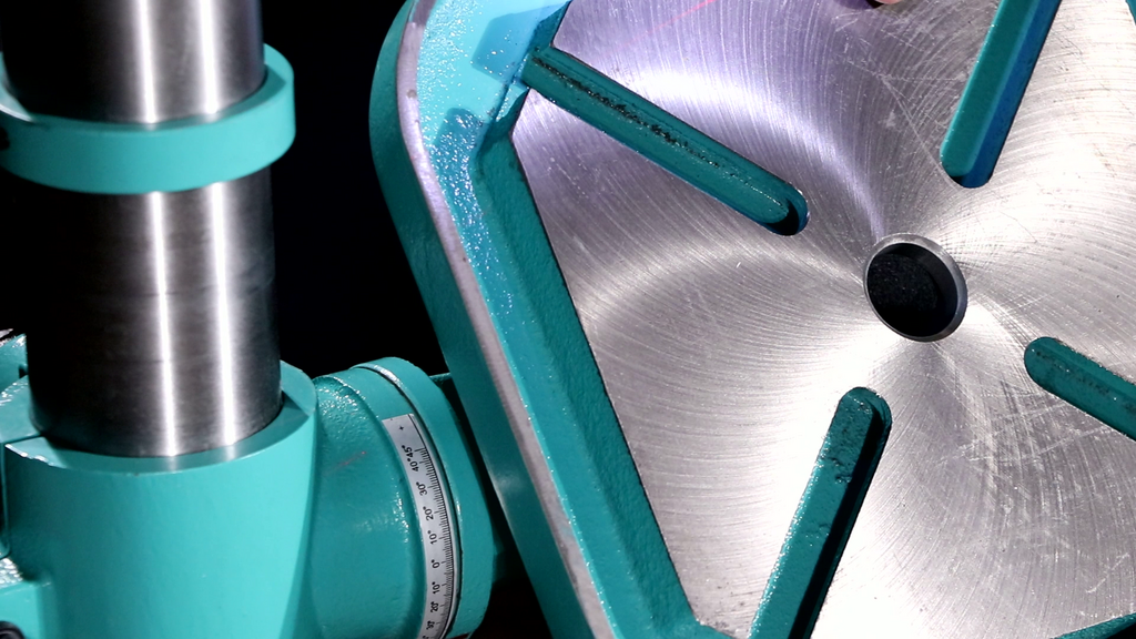 Сверлильный станок AURA CM-1516/220 (10151610)