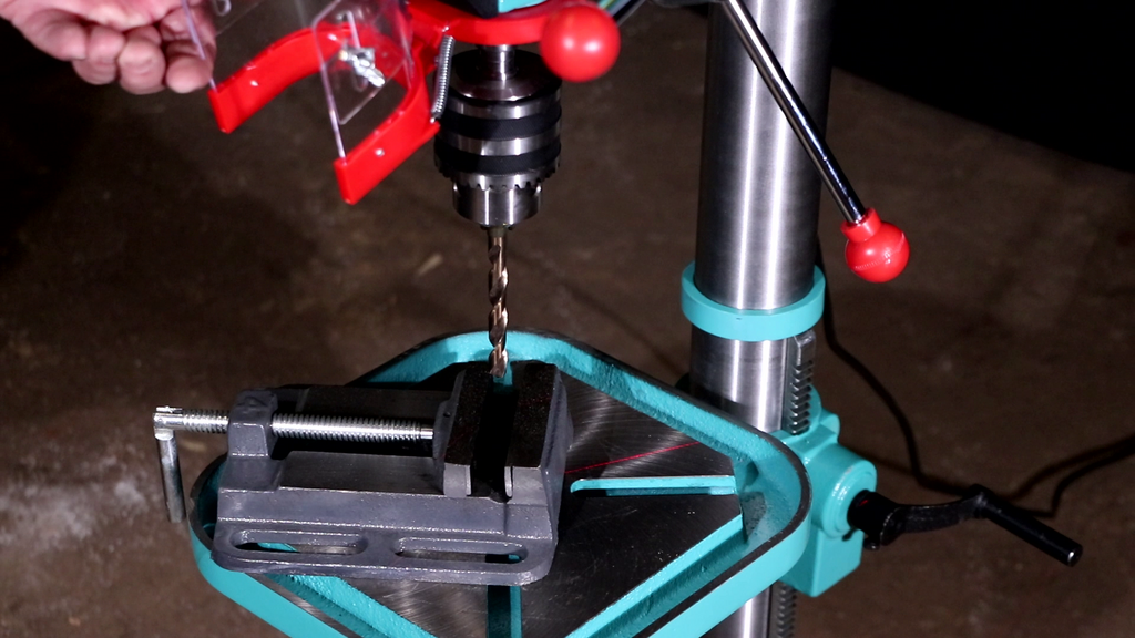 Сверлильный станок AURA CM-1516/220 (10151610)