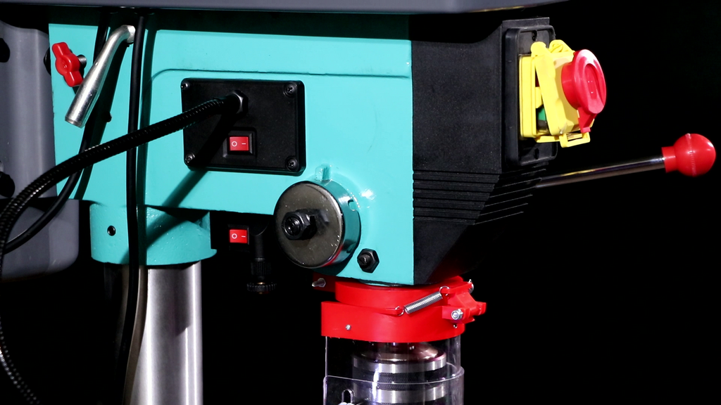 Сверлильный станок AURA CM-1516/220 (10151610)