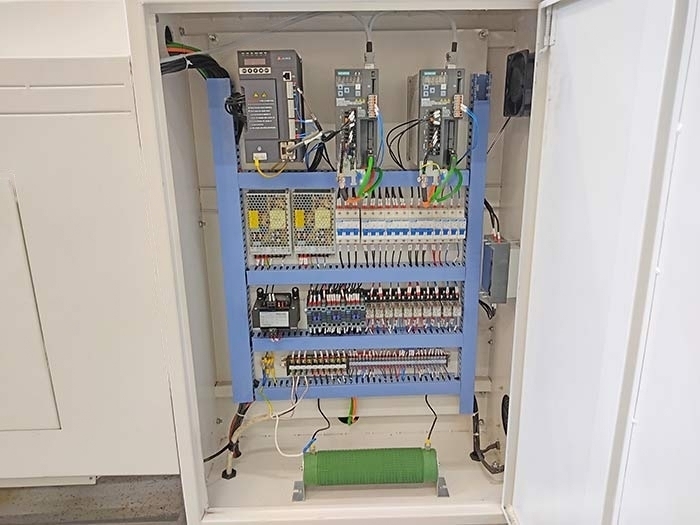 Токарный станок с ЧПУ Siemens 808D CK6140/750 с плоской станиной