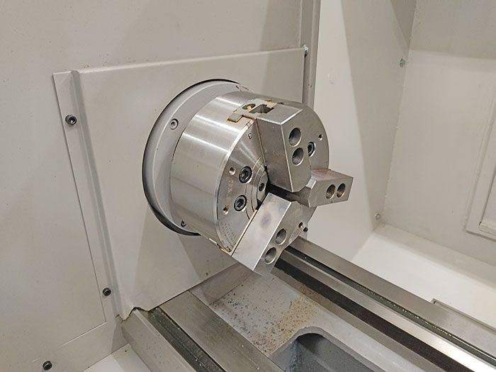 Токарный станок с ЧПУ Siemens 808D CK6140/750 с плоской станиной