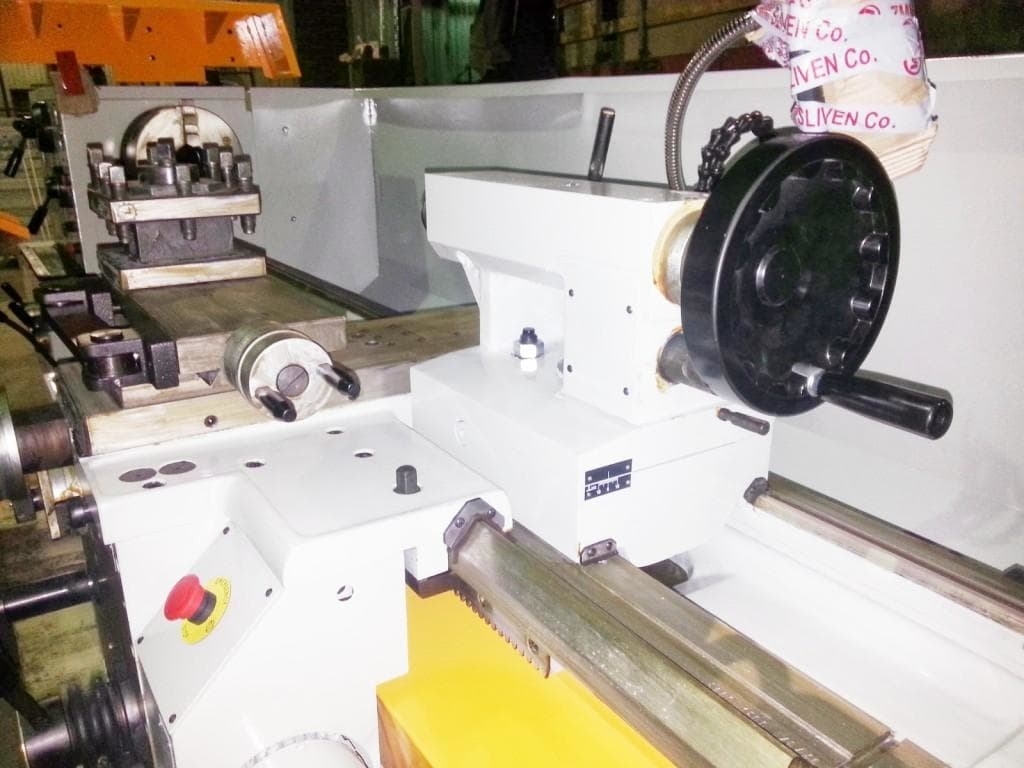 Универсальный токарный станок ZMM Sliven CU500M/1000