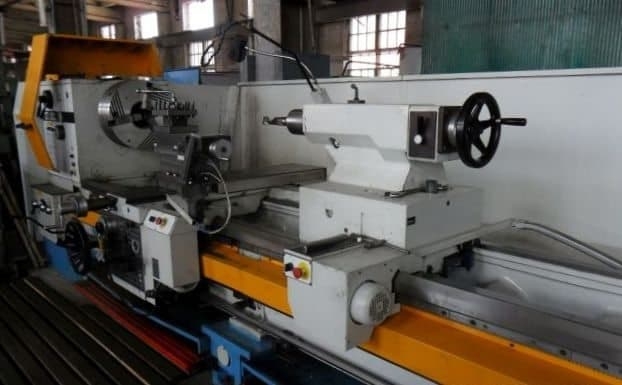 Универсальный токарный станок ZMM Sliven CU1250/4000