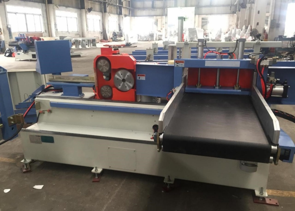 Автоматическая шипорезная группа НСМ 150D SERVO