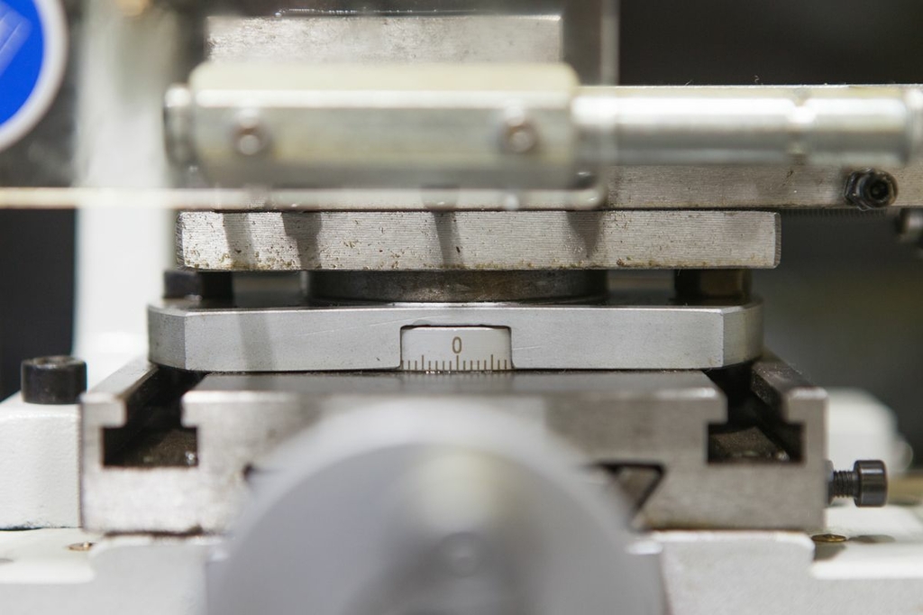 Станок настольный токарный Stalex D210x400C Vario