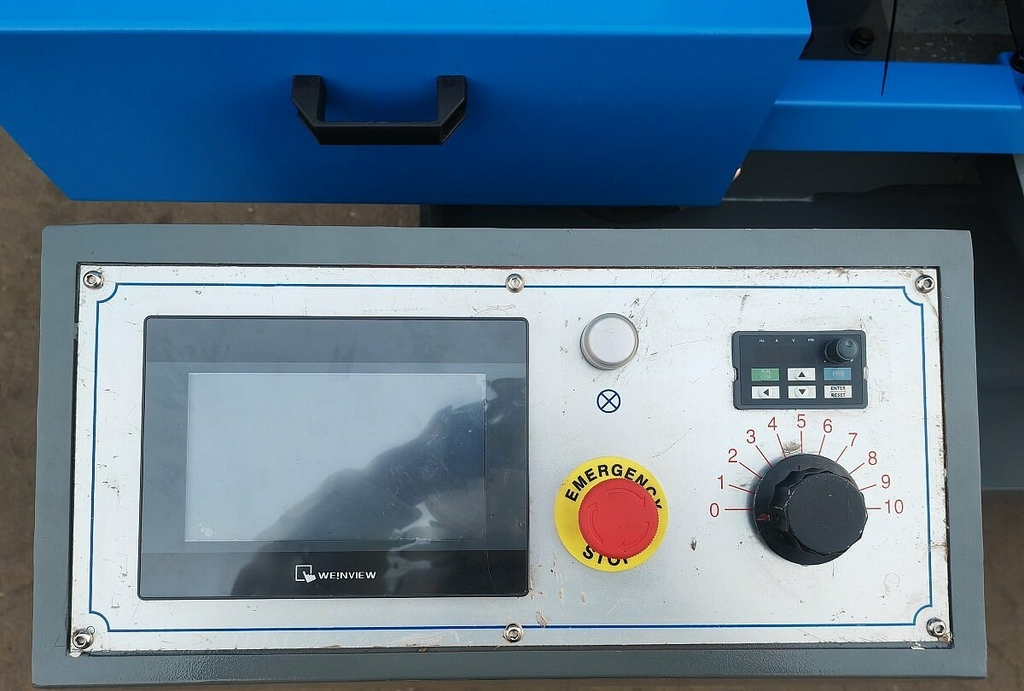 Автоматический колонный ленточнопильный станок MetalTec BS 500 CA