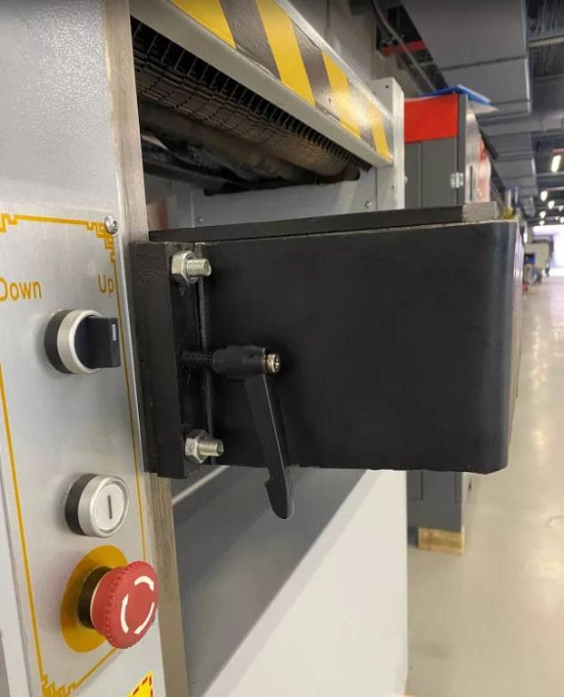 Рейсмусовые станки с программатором МВ 104МN, МВ 106МN, МВ 108МN, МВ 1010MN