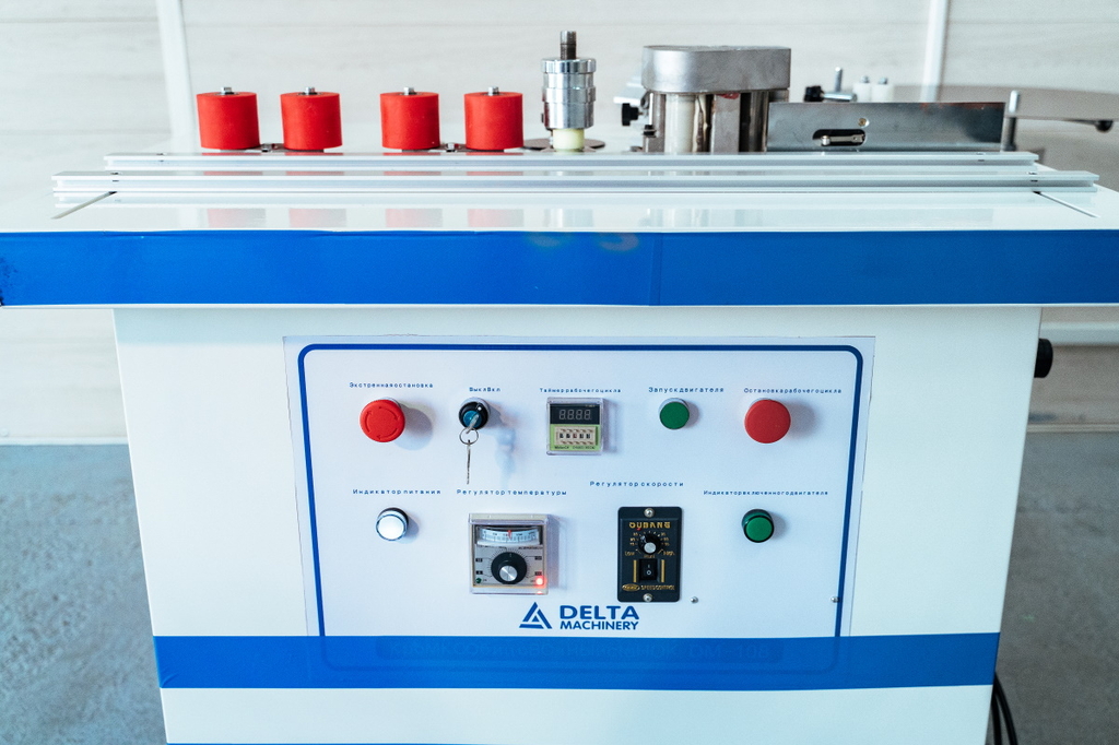 Кромкооблицовочный станок DELTAMACHINERY DM-108