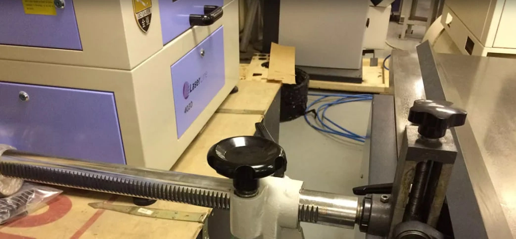 Фуговальные станки со спиральным валом SF 400W, SF 630W