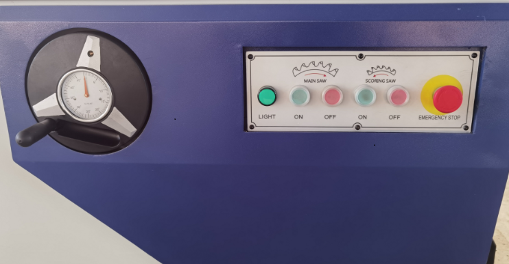 Форматно-раскроечный станок HCM PS-45 MJ с роликовой кареткой