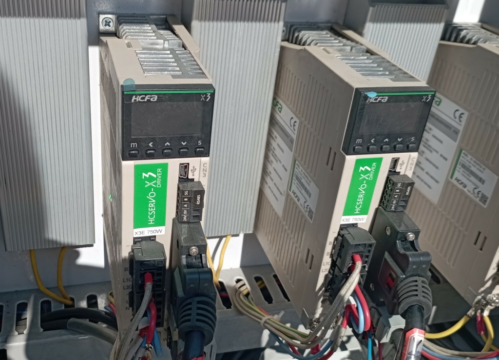 Оптоволоконный лазерный станок для резки металла Ltt 3015B (1500)