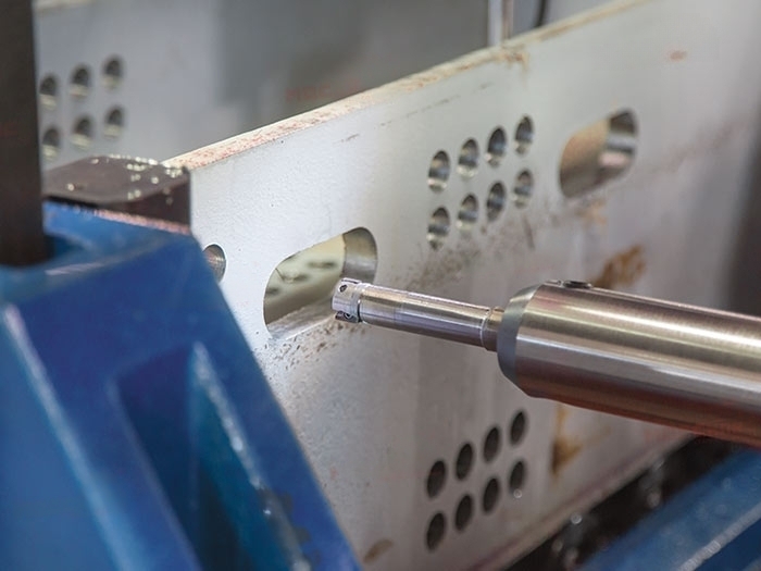 Сверлильная 10-осевая линия B3DL 1200 с ЧПУ