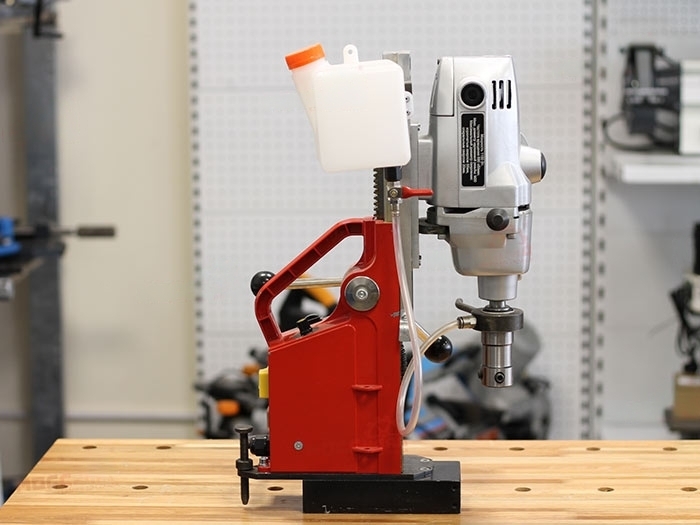 Магнитный сверлильно-резьбонарезной станок СМР55Е