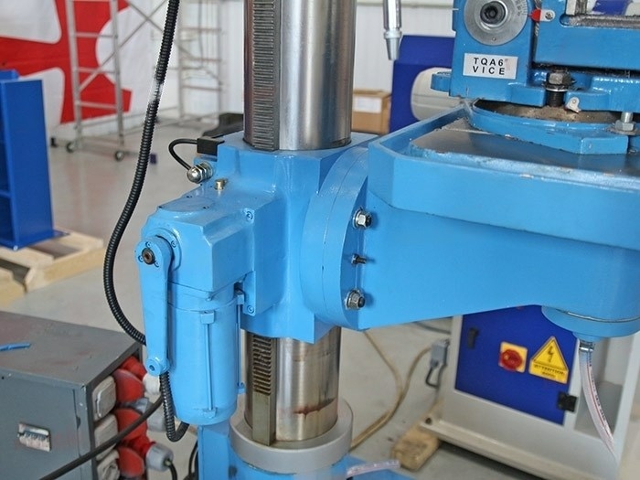 Сверлильный станок Z 5040