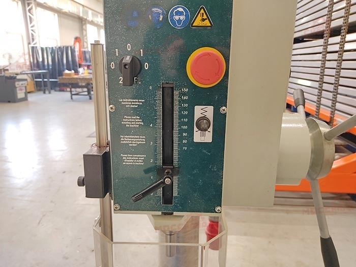 Вертикально-сверлильный станок T-35