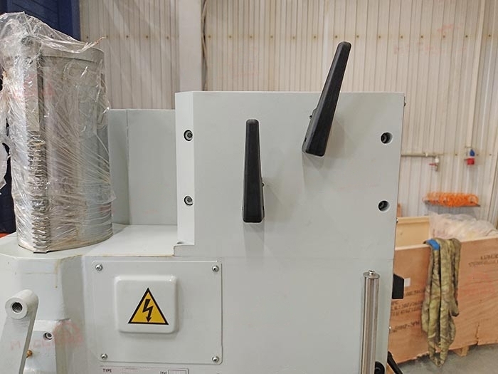 Вертикально-сверлильный станок T-35