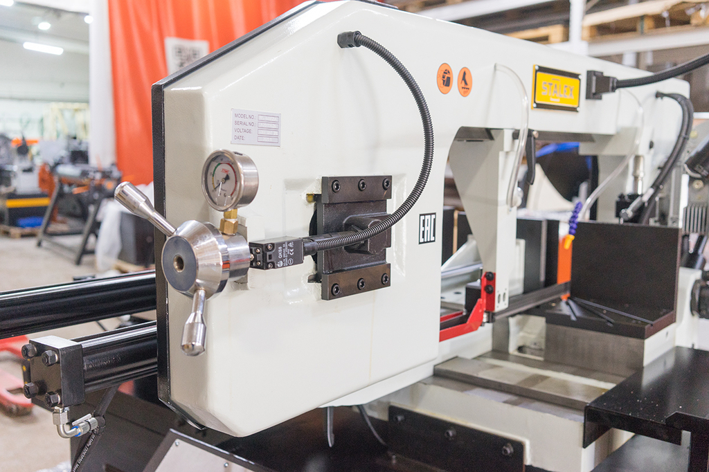 Автоматический ленточнопильный станок Stalex BS-460GBA (388127А)