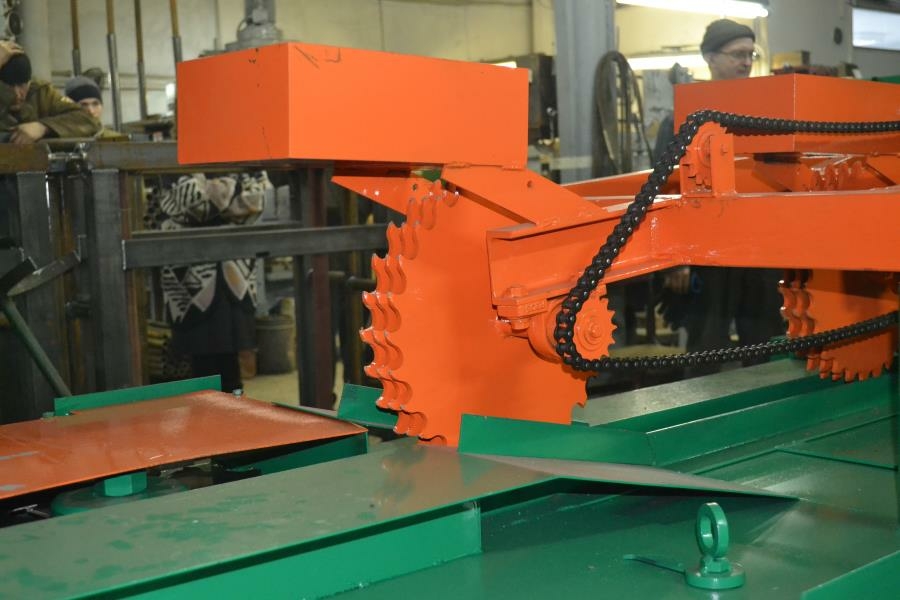 Станок для переработки горбыля Алтай ГП500М