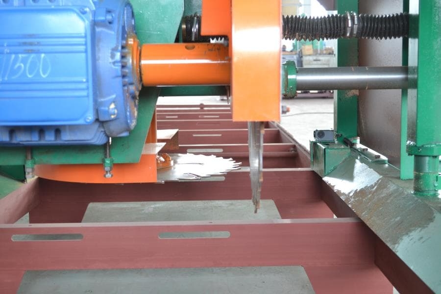 Угловая дисковая пилорама «Алтай-ДПУ500-ДПУ600»(Ц2У-800)