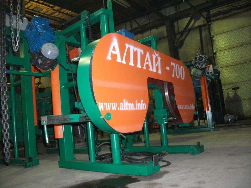 Пилорама ленточная горизонтальная бензиновая Алтай 1400
