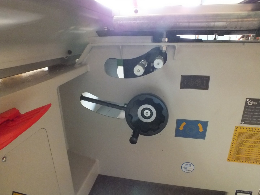 Форматно-раскроечный станок Ltt D45-2500