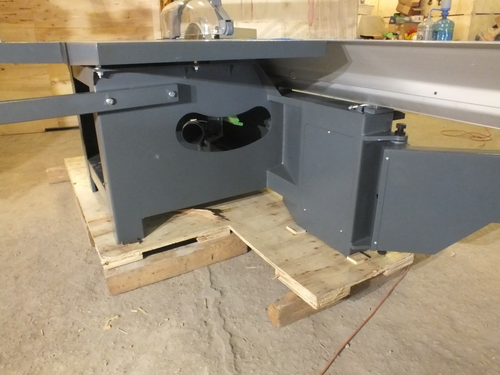 Форматно-раскроечный станок мод.W6D с роликовой кареткой и электроподъёмом пилы