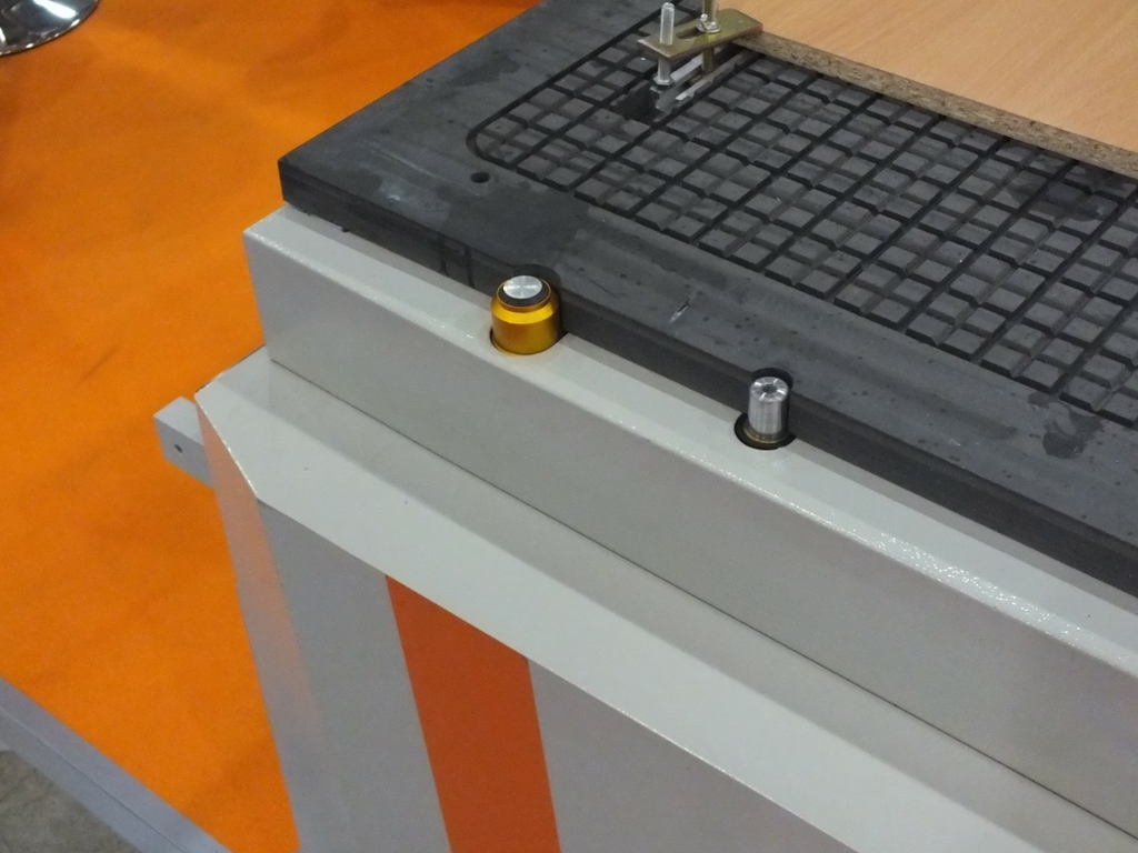 Фрезерный станок с чпу LTT-2130ZW-1