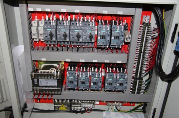 Двусторонние рейсмусовые станки QUADRO 240, 263