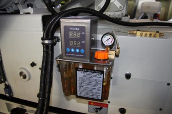 Двусторонний рейсмусовый станок QUADRO 263