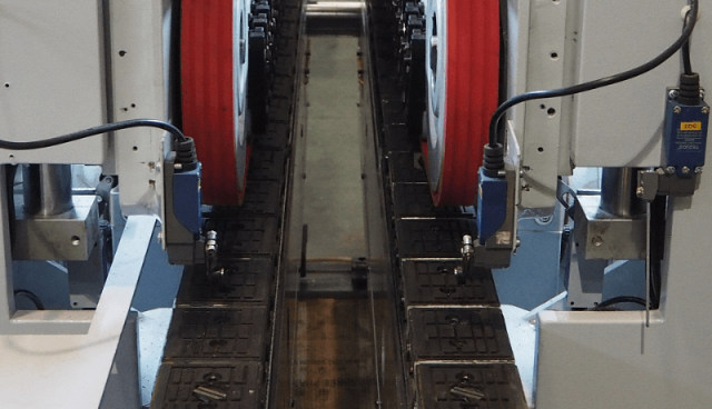 Двусторонний профилирующий станок для паркета Beaver 6025M