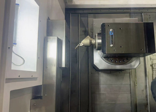 Токарно-фрезерный обрабатывающий центр с осью B SPITZEN H65/1250SY2