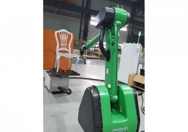 Профессиональный покрасочный робот для покраски мебельных изделий