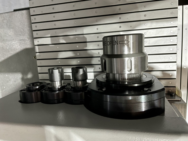 Автомат продольного точения TCM-38SII