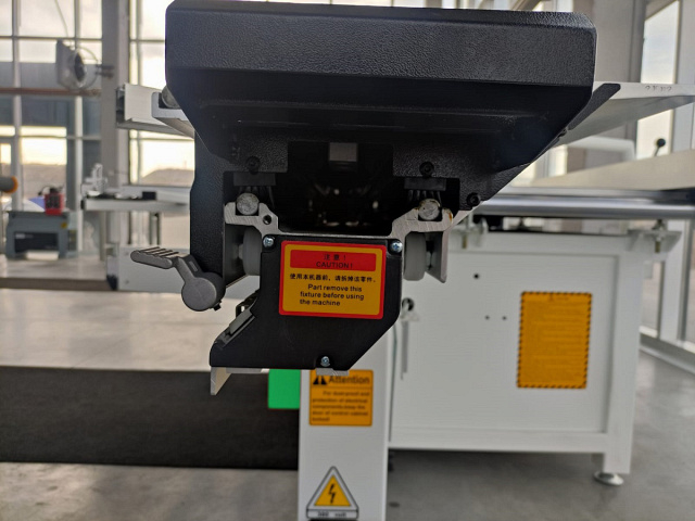 Форматно-раскроечный станок Nanxing MJ1132G