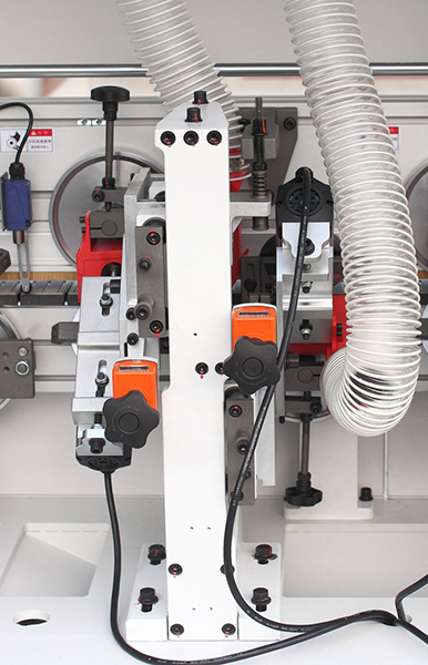 Станок для облицовывания кромок мебельных деталей WoodTec EdgeMatic 600C PRO