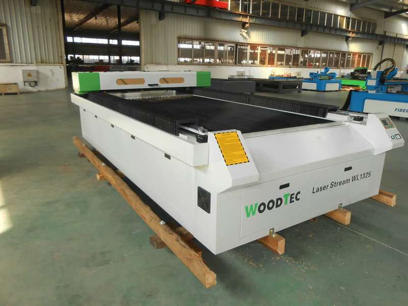Лазерно-гравировальный станок с чпу WoodTec LaserStream WL 1325