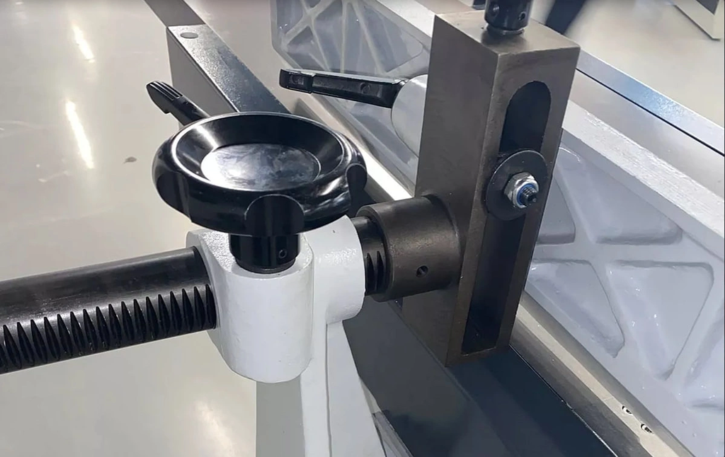 Фуговальный станок со спиральным валом SF 400WN